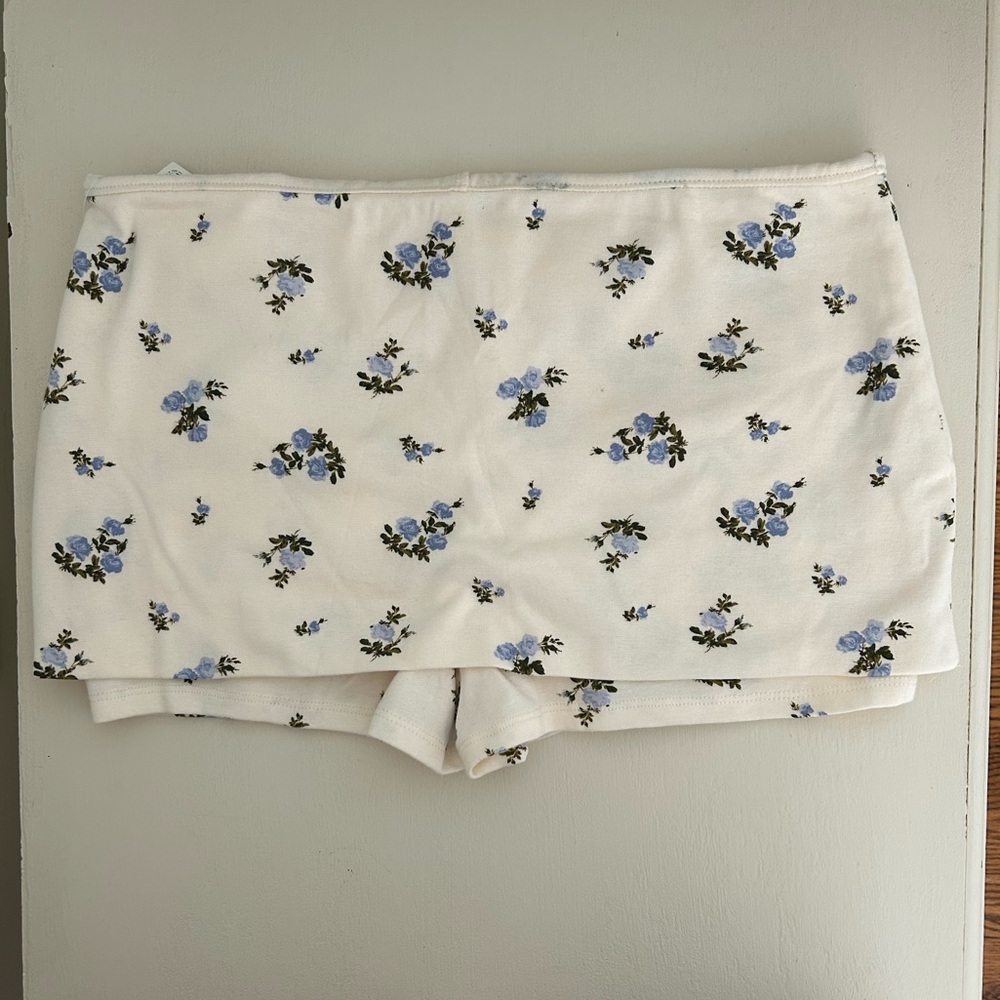 Floral Print Women's Shorts